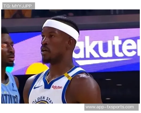 贾里德巴特勒火力全开26投14中三分命中5个狂砍35分7篮板9助攻