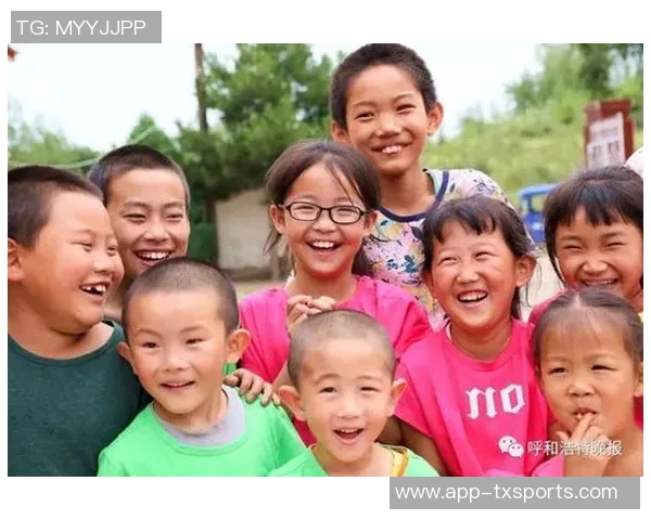 阿尔瓦雷斯社媒分享孩子出生喜讯幸福满满感动无比